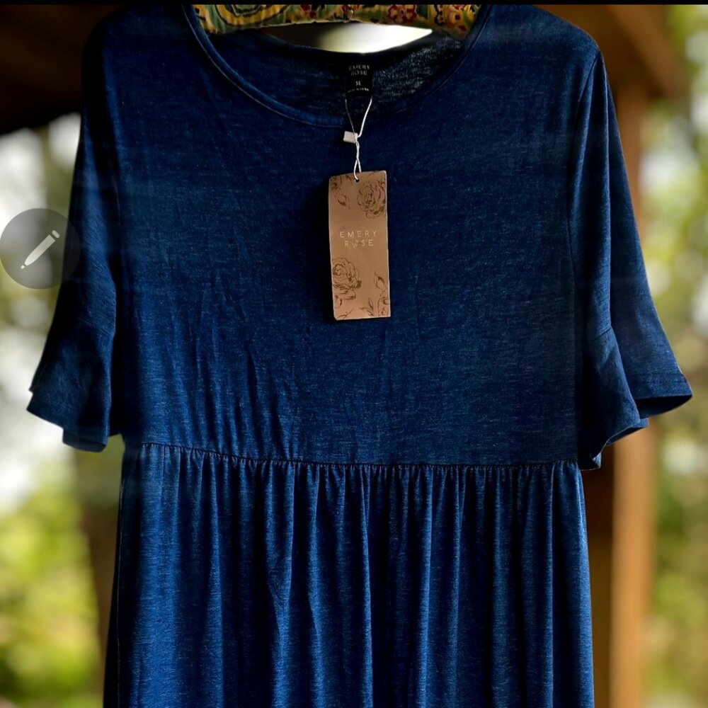 Emery Rose Dress